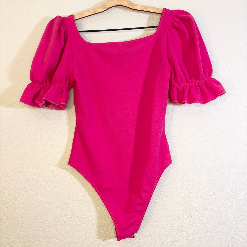 Hot Pink Puff Sleeve Ruffle Short Sleeve Body Suit Size S - Picture 2 of 5